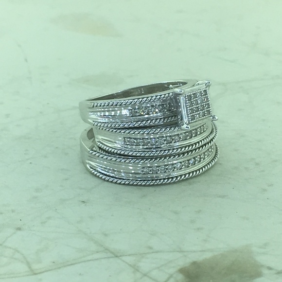 His & Her 10K W Gold Diamond Engagement Bridal Set - Picture 2 of 8